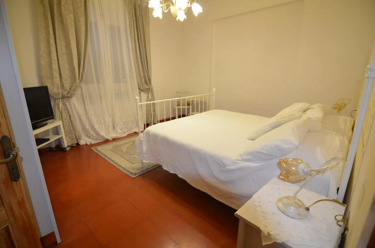 Baldini Holiday House Villa Montopoli in Val dʼArno 0*,